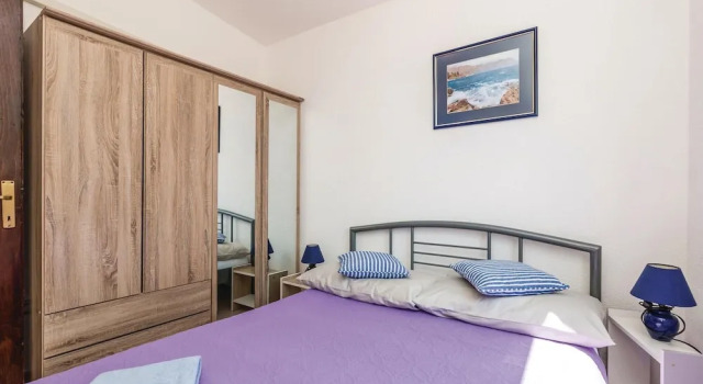 Stunning Home in Lukovo Sugarje With Wifi and 2 Bedrooms, Rezerwuj Hotel Baric Draga 