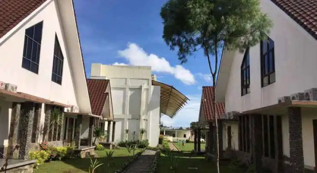Puncak Raya Hotel, Rezervovat Hotel Cisarua West Java
