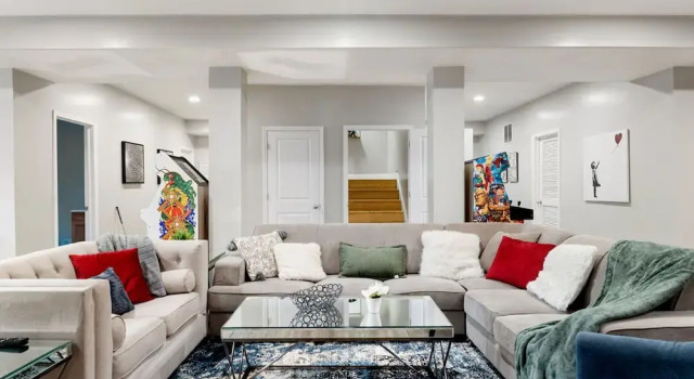 Коттедж Spacious Luxury Retreat 8 Bed Oasis With 6 Baths