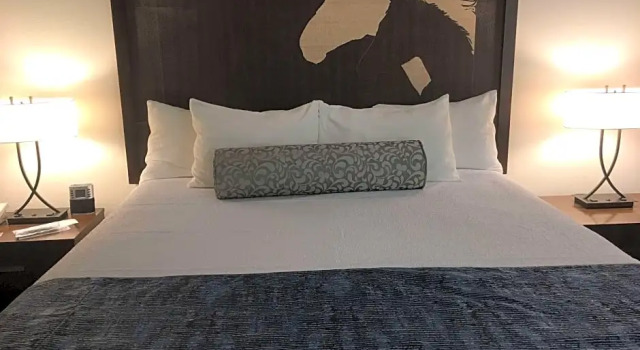 Двухместный номер Standard с балконом Spark by Hilton Chincoteague Island