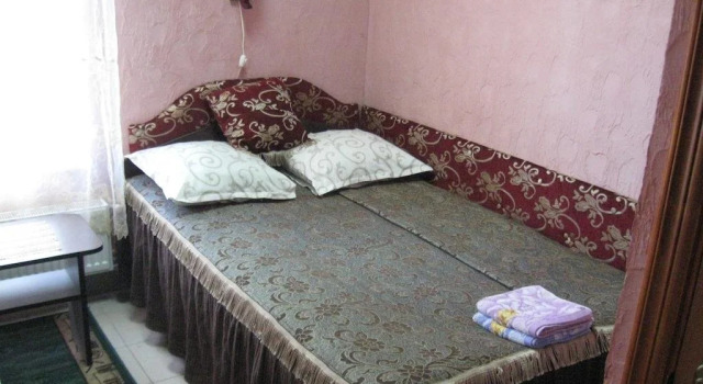 Palmira Hostel Backpackers, Rezerwuj Hostel Hostele w Khmelnitskiy, Hostel