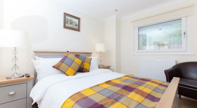 Historic Stone Built 4BR Cottage for 8 W/parking, Reserva ahora Casa o chalet Duddingston Edimburgo