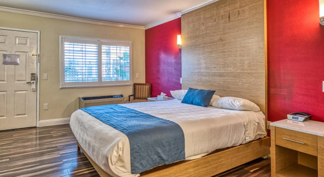 Двухместный номер Deluxe Hollywood City Inn
