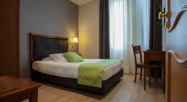 Одноместный номер Standard Hotel Astoria