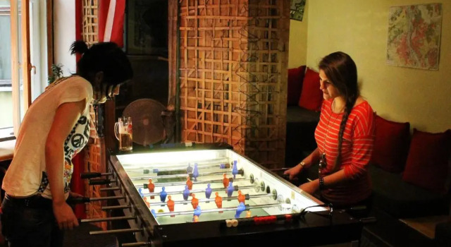 Naughty Squirrel Backpackers Hostel, Забронировать Хостел Отели в центре Центра, в центре, недорого