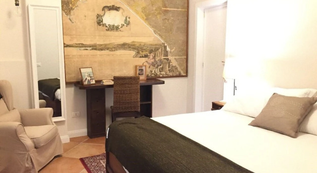 Suite Montechia, Buchen Sie Hotel Lungomare Caracciolo Neapel