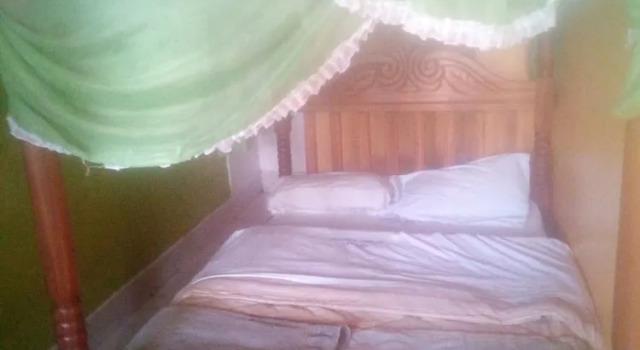 Номер Standard Tripple Arrow Guest House
