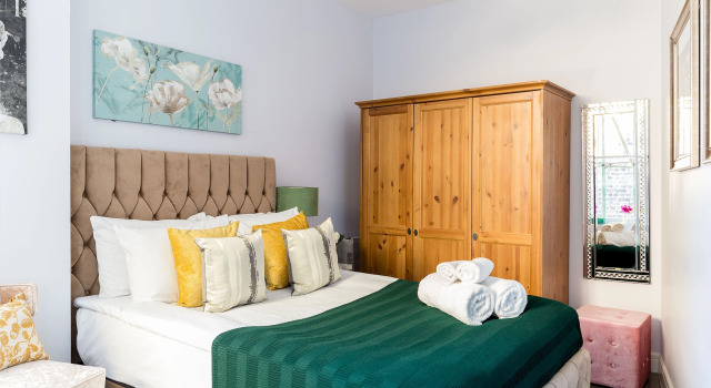 Luxury 1-bedroom Suite Next to Oxford Street, Varaa Huoneisto Asunnot kohteessa Merseyside, Huoneisto