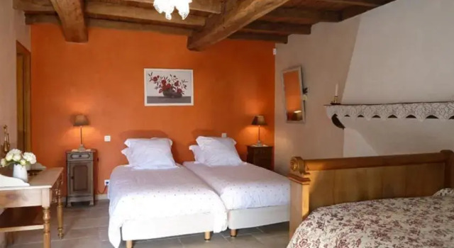La Métairie de Fond-Guibert, Buchen Sie Ferienwohnung Château-Guibert 