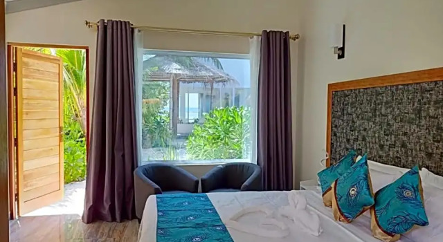 Island Life Maldives Retreat & Spa, Prenota Resort Magoodhoo Faafu Atoll