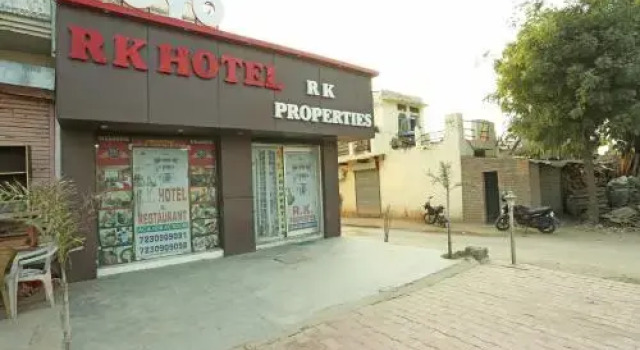 OYO 17329 R K Hotel, Забронировать Отель Отели штата Раджастхана 3 звезды, 3*
