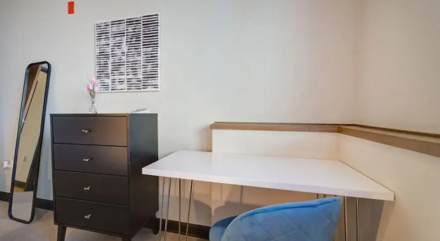 Milwaukee Adorable 1BD 1BA Downtown Apartment, Забронировать Апартаменты/квартира Апартаменты Милуоки, рядом с Aurora Sinai Medical Center, Апартаменты/квартира
