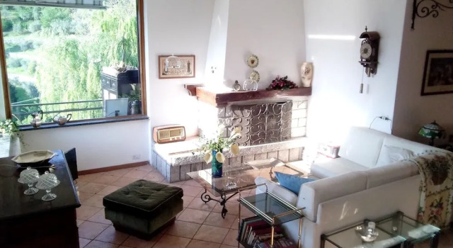 Villa With 3 Bedrooms in Perledo, With Wonderful Lake View, Enclosed Garden and Wifi Near the Beach, Book Villa Villaer i Perledo, Villa