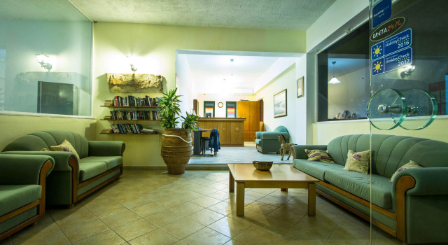 Mediterranean Hotel & Apartments, Забронировать Апартаменты/квартира Отели Кисамоса с парковкой, Парковка