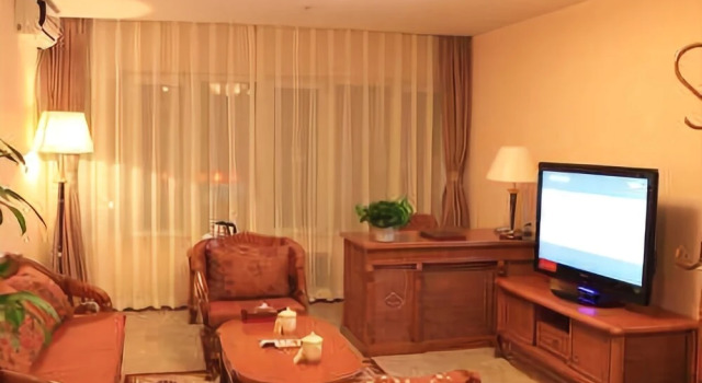 Haijun Dongshan Hotel, Book Hotel Qinhuangdao Hebei
