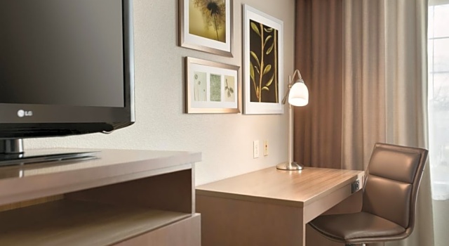 Двухместная студия Country Inn & Suites by Radisson, Indianapolis Airport South, IN