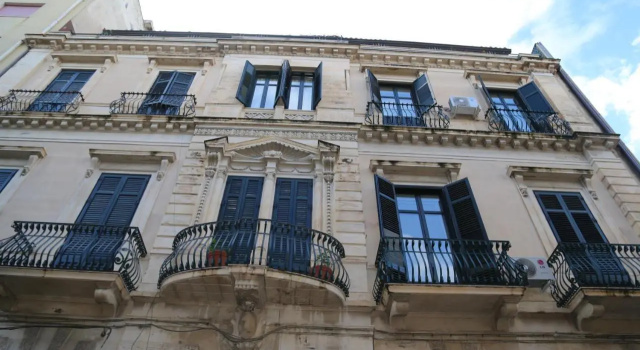 B&B La Vetreria Almarù, Забронировать Отель Отели Катании 4 звезды, рядом с Университетская площадь, 4*