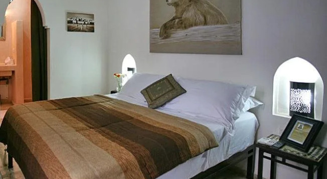 Riad des Ours, Забронировать Отель Отели Марракеш-Тенсифт-Эль-Хауз с парковкой, Парковка