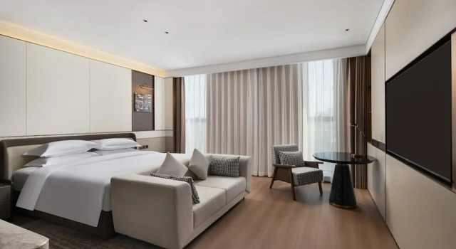 Четырёхместный номер Standard с видом на город Wyndham Garden Urumqi Innovation Square