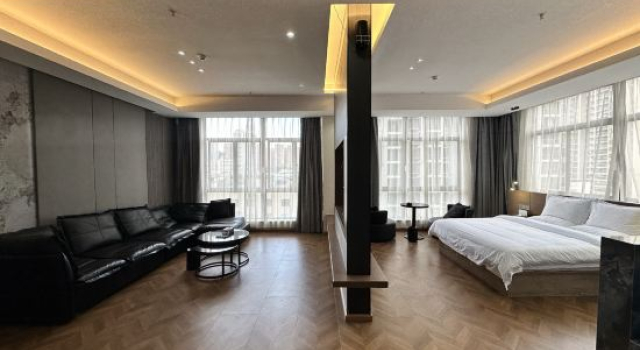 Люкс Premier Yunwan Hotel (Duyun Shiban Ancient Street Xishan Bridge)