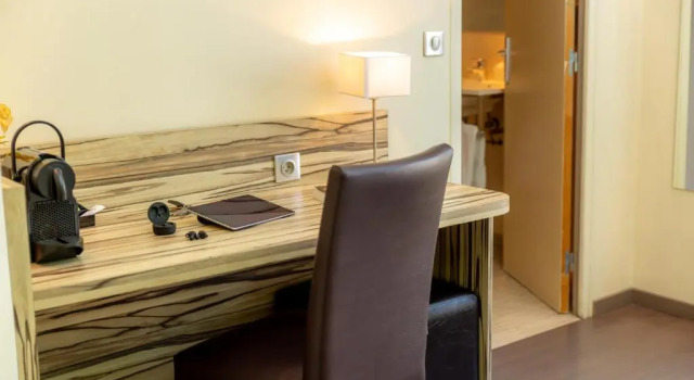 Двухместный номер Comfort Hotel Terminus Saint-Charles
