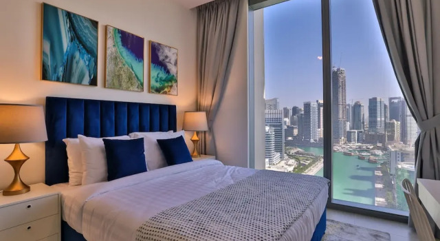Luxurious Apartments Dubai Marina Views - Pool & Gym by Sojo Stay, Забронировать Апартаменты/квартира Дубай-Марина Дубай, рядом с Max