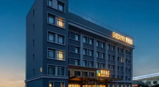 CHEERMAY Hotel (Changchun Motian Huolicheng Huizhan Zhongxin)