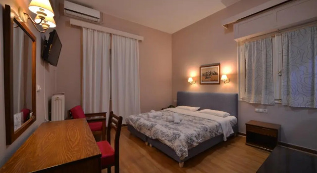 Двухместный номер Standard с видом на город Vassilikon Hotel