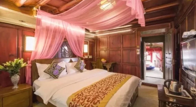 Wangchengge Inn, Забронировать Отель Лицзян Юньнань, рядом с Улица Сквер-стрит Древнего города Даянь