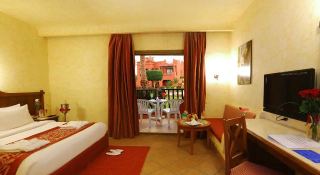 Двухместный номер Standard с видом на сад Charmillion Sea Life Resort
