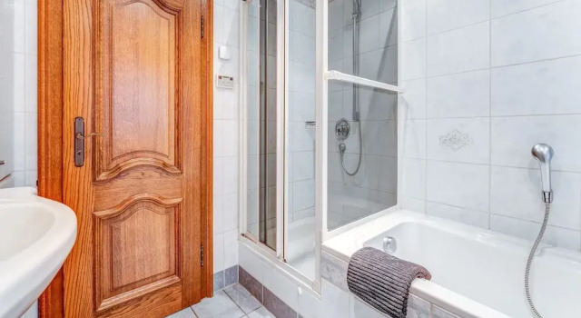 Апартаменты Spacious Flat in Adenau Near the Nurburgring