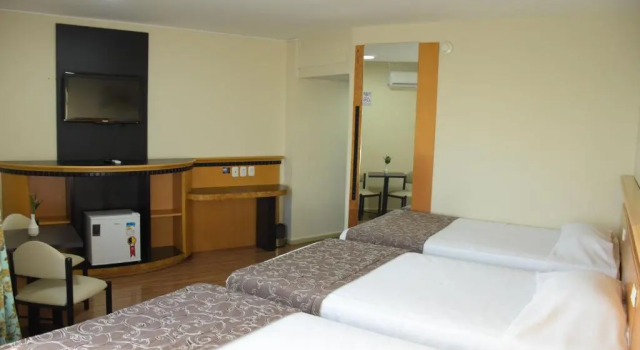 Семейный номер Standard Hotel Golden Park Internacional Foz & Convenções By Nacional Inn