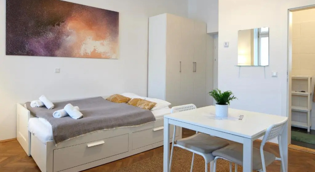 Nice Studio Close To Metro III (Adults Only), Забронировать Апартаменты/квартира Апартаменты Вены, рядом с Талияштрассе, Апартаменты/квартира