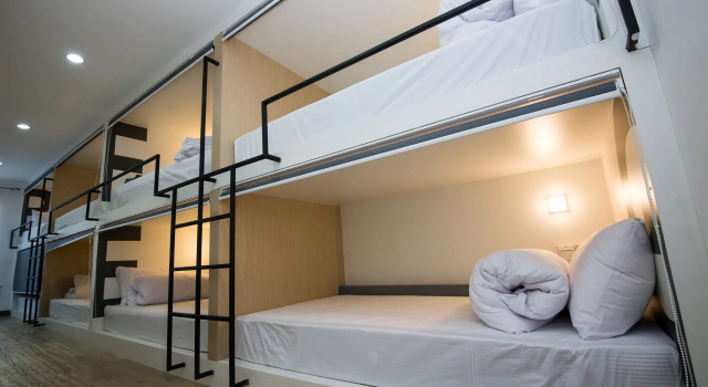 MonkeyNap Hostel, Забронировать Хостел Хостелы Бангкока, рядом с Торговый комплекс Эмпориум, Хостел