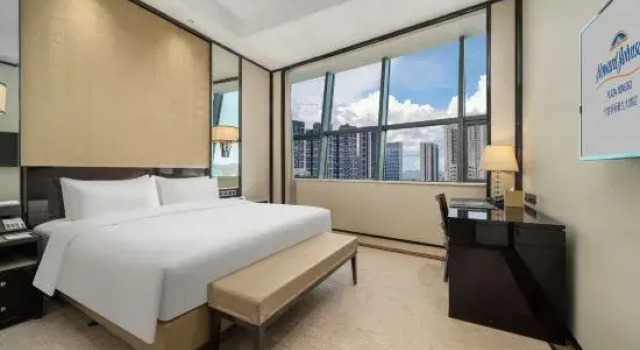Капсула Мансарда с видом на город Howard Johnson Plaza Ningbo