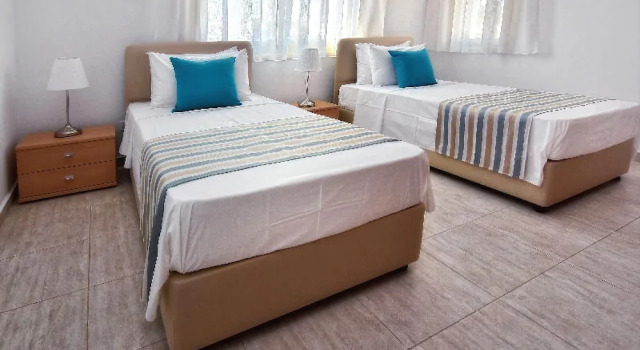 Dionysos Villa, Boek Villa Peyia Paphos