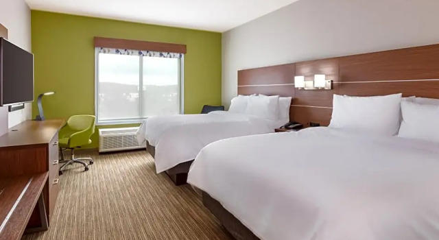 Номер Executive Holiday Inn Express Calhoun South by IHG