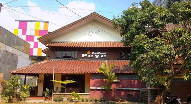 Peye Guesthouse, Boek Hotel Hotels in Malang met parkeren, in de buurt van Lembah Dieng Water Park, Parkeren