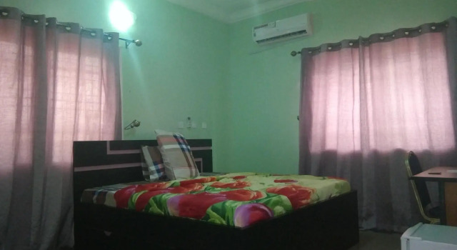 Люкс с 2 комнатами Health Plaza Abuja