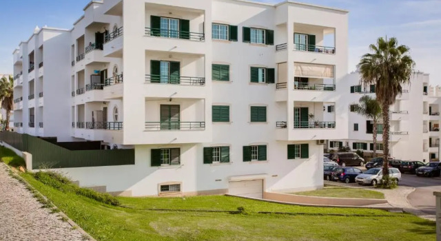 Апартаменты Premium T1 Apartment, Spacious, 3 min driving distance from the beach