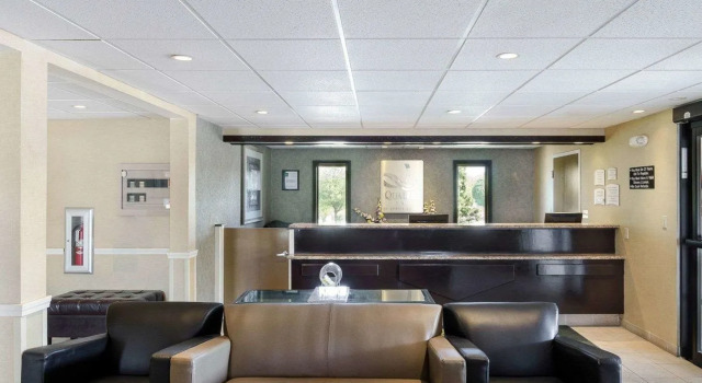 Quality Inn Marlborough (ex. Comfort Inn), Buchen Sie Hotel  