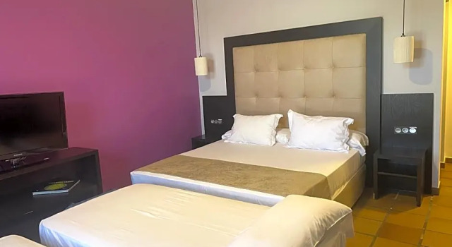 Полулюкс Hotel Albaida Nature