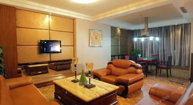 Taizhou Songgu Yunshang Hotel (Huangyan District Government Wuyue Plaza), Prenota Hotel Hotel a Taizhou con parcheggio, Parcheggio