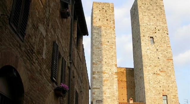 A La Casa Dei Potenti