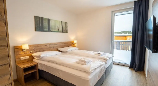 Spacious Apartment With Terrace for 8 Guests