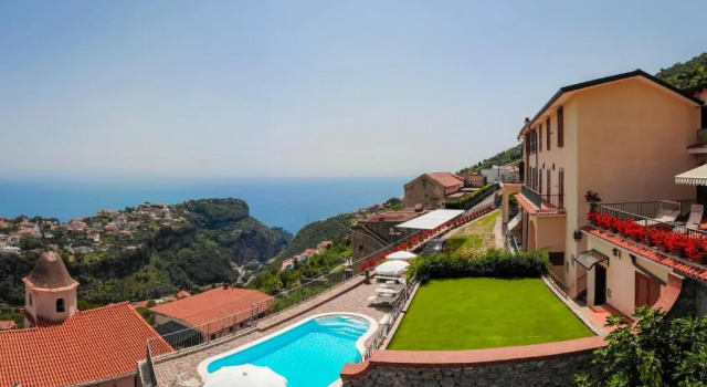 Апартаменты Appartamento Emma in Villa Laura