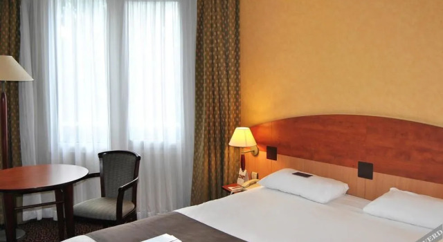 Mercure Saint Etienne Parc de LEurope, Забронировать Отель Сент-Этьен Луара, рядом с School of Mines of Saint-Etienne