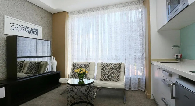 Студия 304 Sandton Skye Apartments