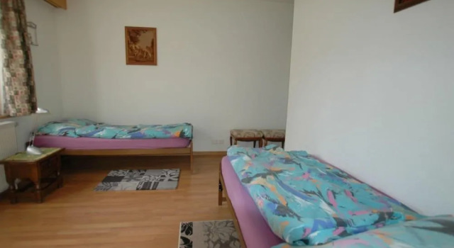 Apartment in Blatten With Mountain Views & Open Kitchen, Prenota Appartamento Blatten Lotschental