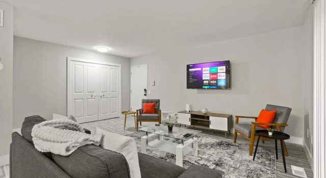 Апартаменты 2BR 1BA Apartment With Great Amenities